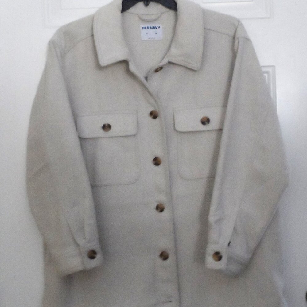Old Navy- Soft Brushed Utility Shacket - A Touch of Wool - Size XL - Picture 2 of 9